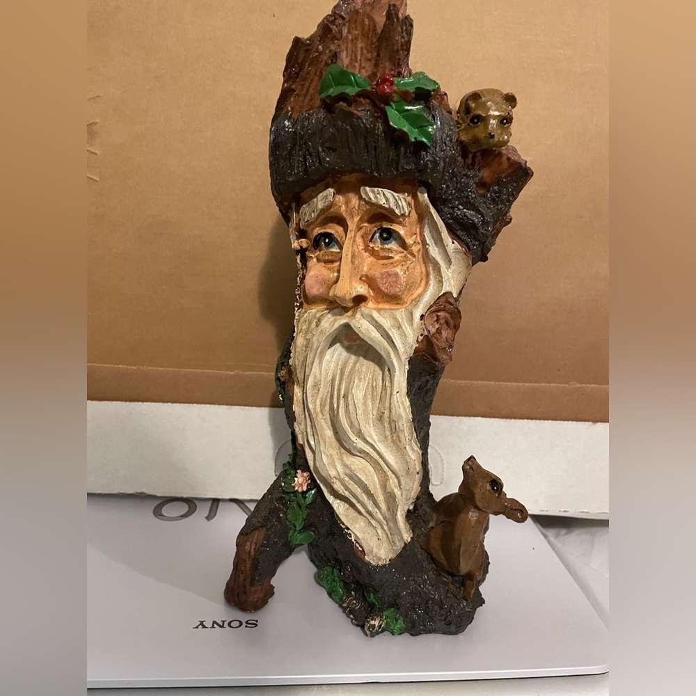 Vintage Woodland Santa Face Resin Statue, Figure, Tree, Squirrel, Cardinal